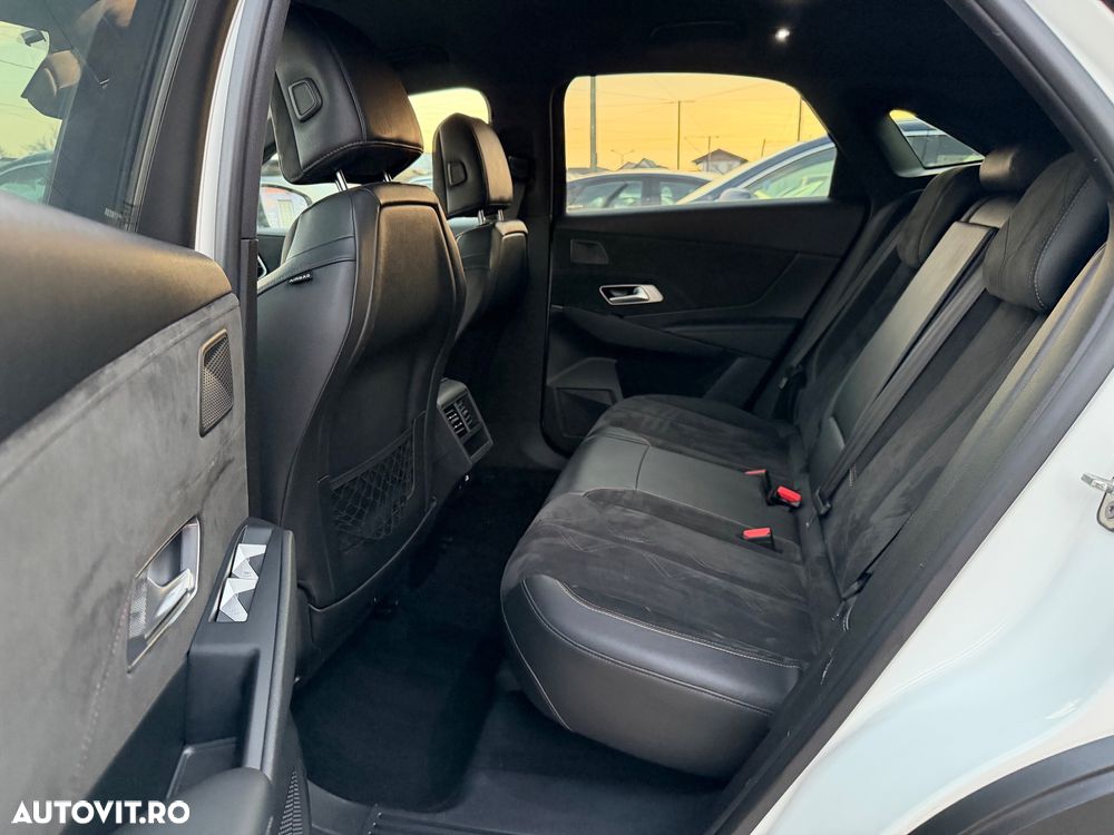 DS Automobiles DS 7 Crossback - 27
