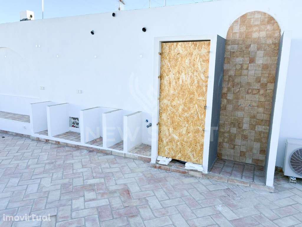 Moradia T2 típica algarvia totalmente recuperada em Olhão - Grande imagem: 4/20
