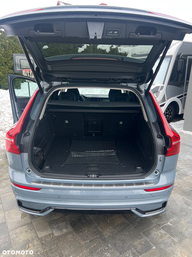 Volvo XC 60 B5 B AWD R-Design - 17
