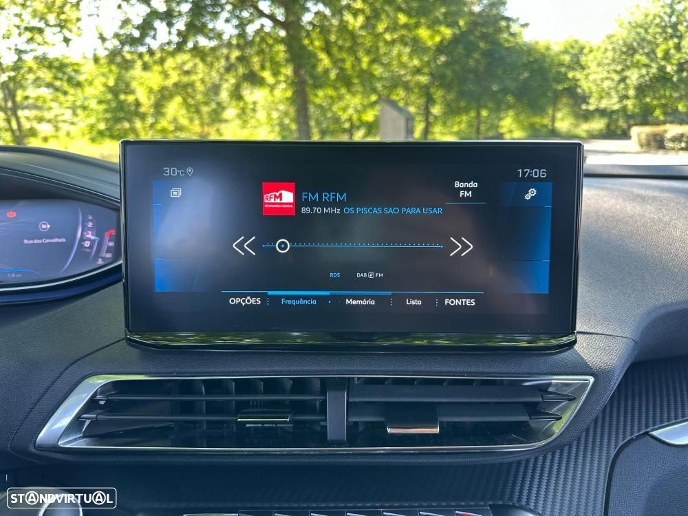 Peugeot 5008 1.5 BlueHDi Allure Pack EAT8 - 33