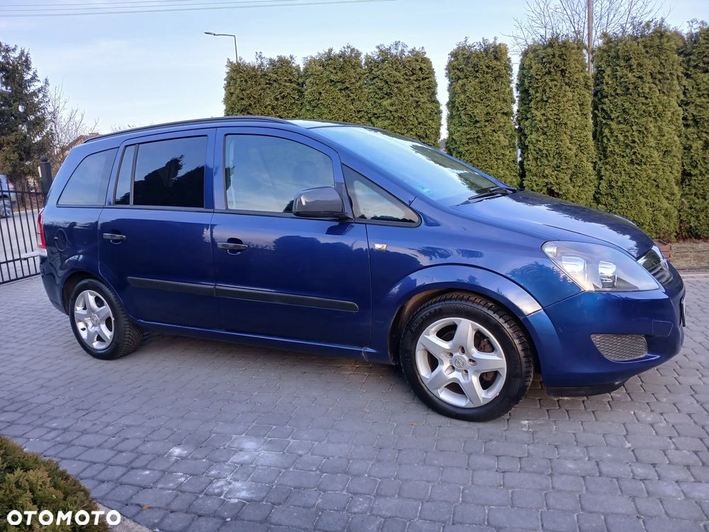 Opel Zafira - 8