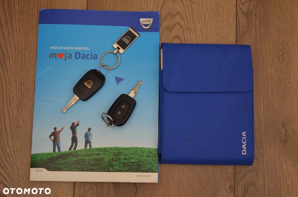 Dacia Duster 1.6 SCe Urban Explorer S&S - 29