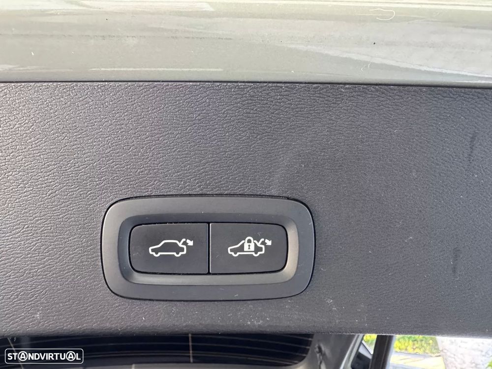 Volvo XC 40 Recharge Twin Plus - 49