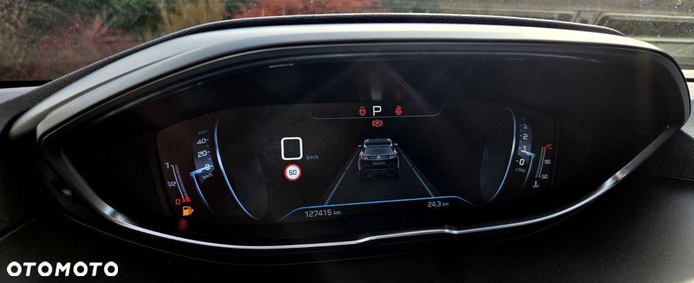 Peugeot 3008 BlueHDi 130 Stop & Start EAT8 Allure - 23
