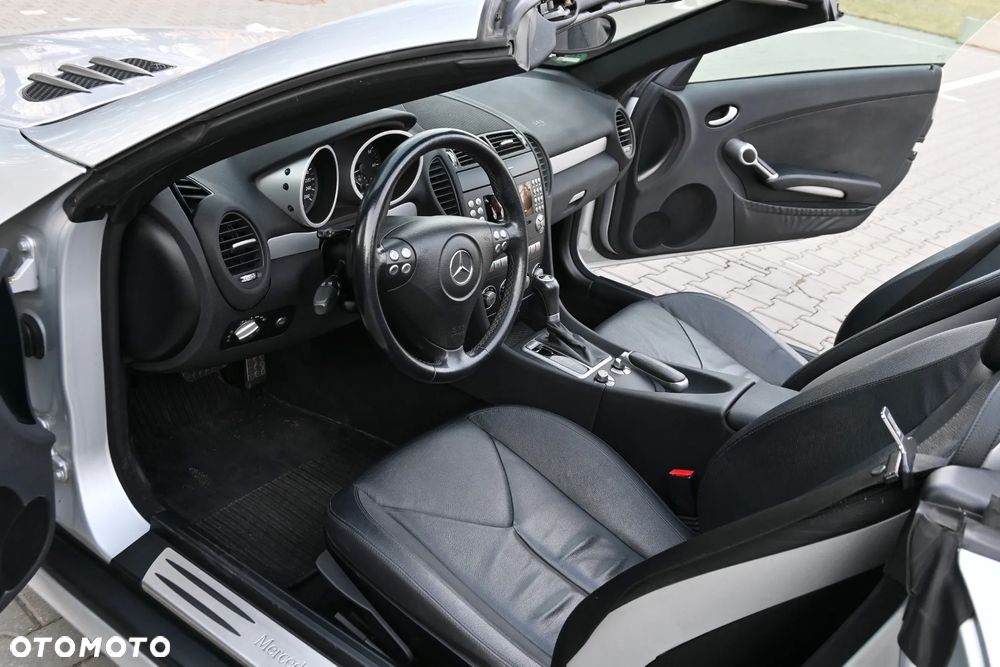 Mercedes-Benz SLK - 36