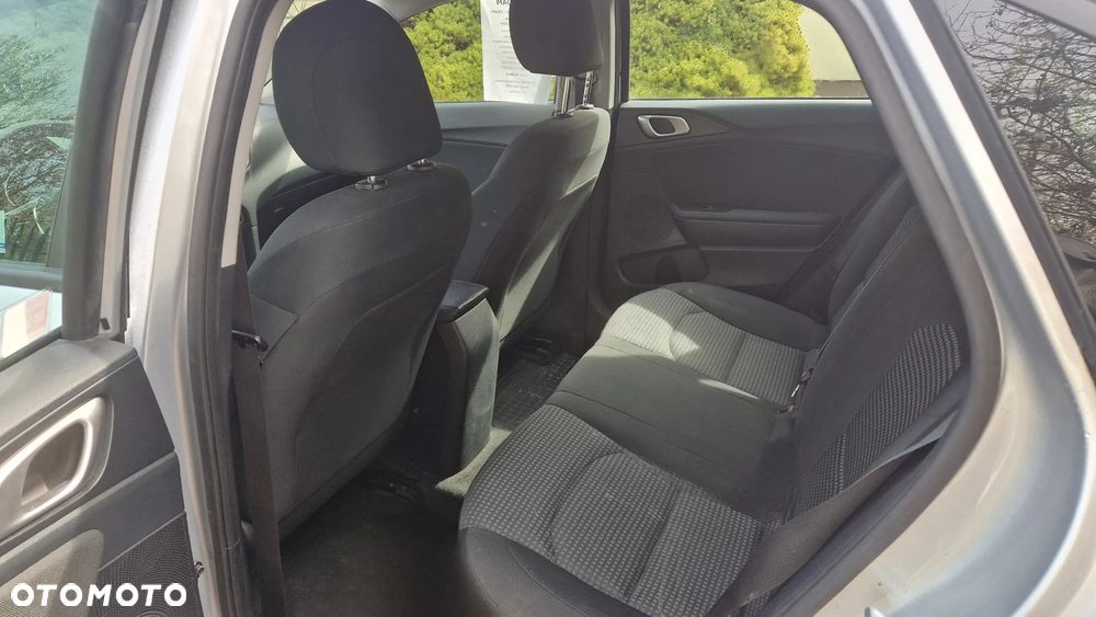 Kia Ceed 1.6 CRDi SCR GT-Line - 8