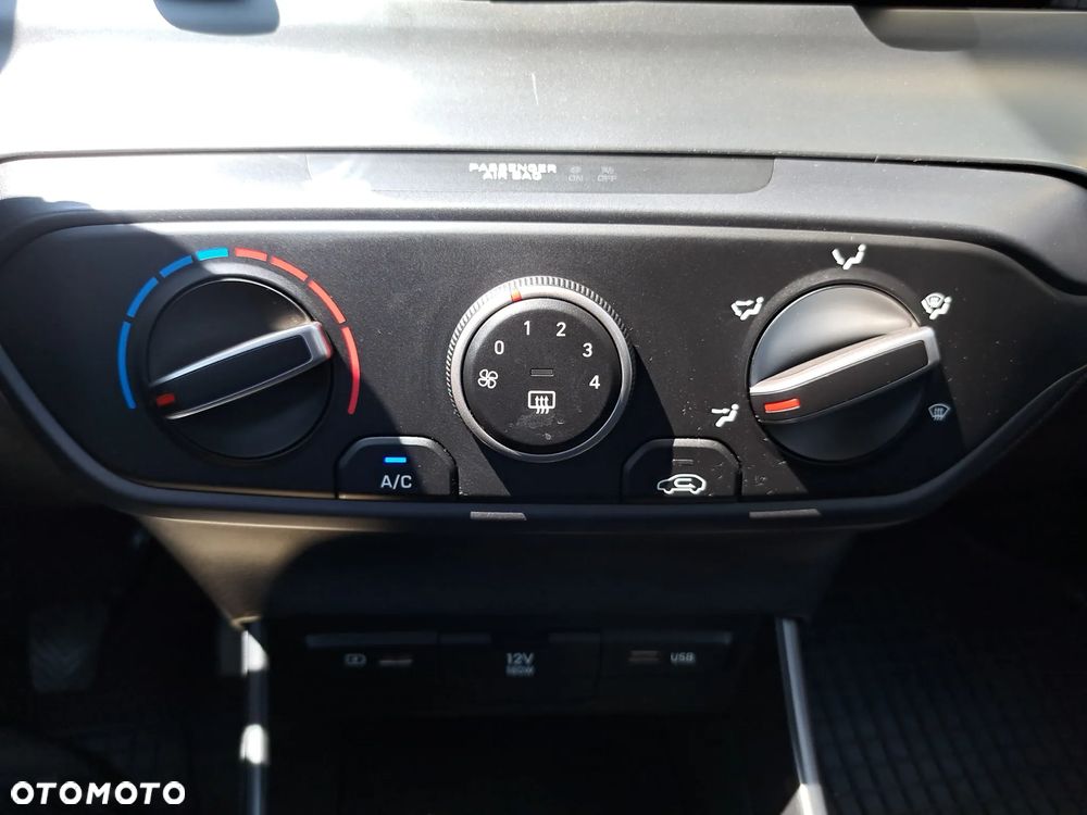 Hyundai i20 1.2 Pure - 16