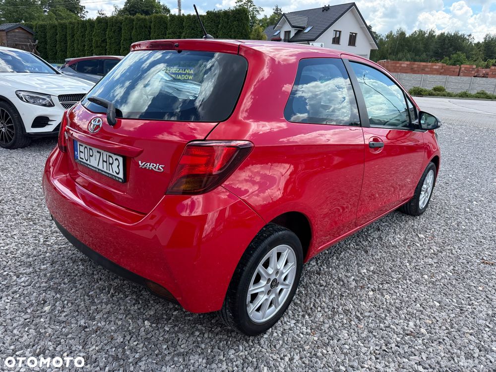 Toyota Yaris 1.0 Entry EU5 - 26