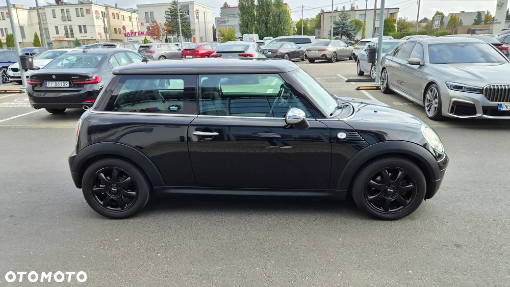 MINI ONE Standard - 17