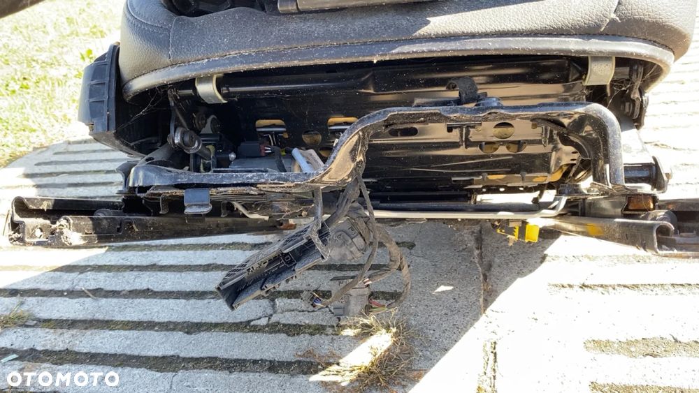 BMW F12 F13 FOTEL SKÓRA PRAWY PRZÓD M PAKIET - 7