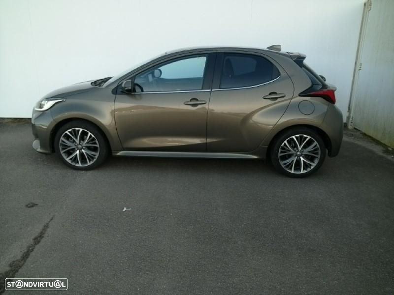 Toyota Yaris - 1