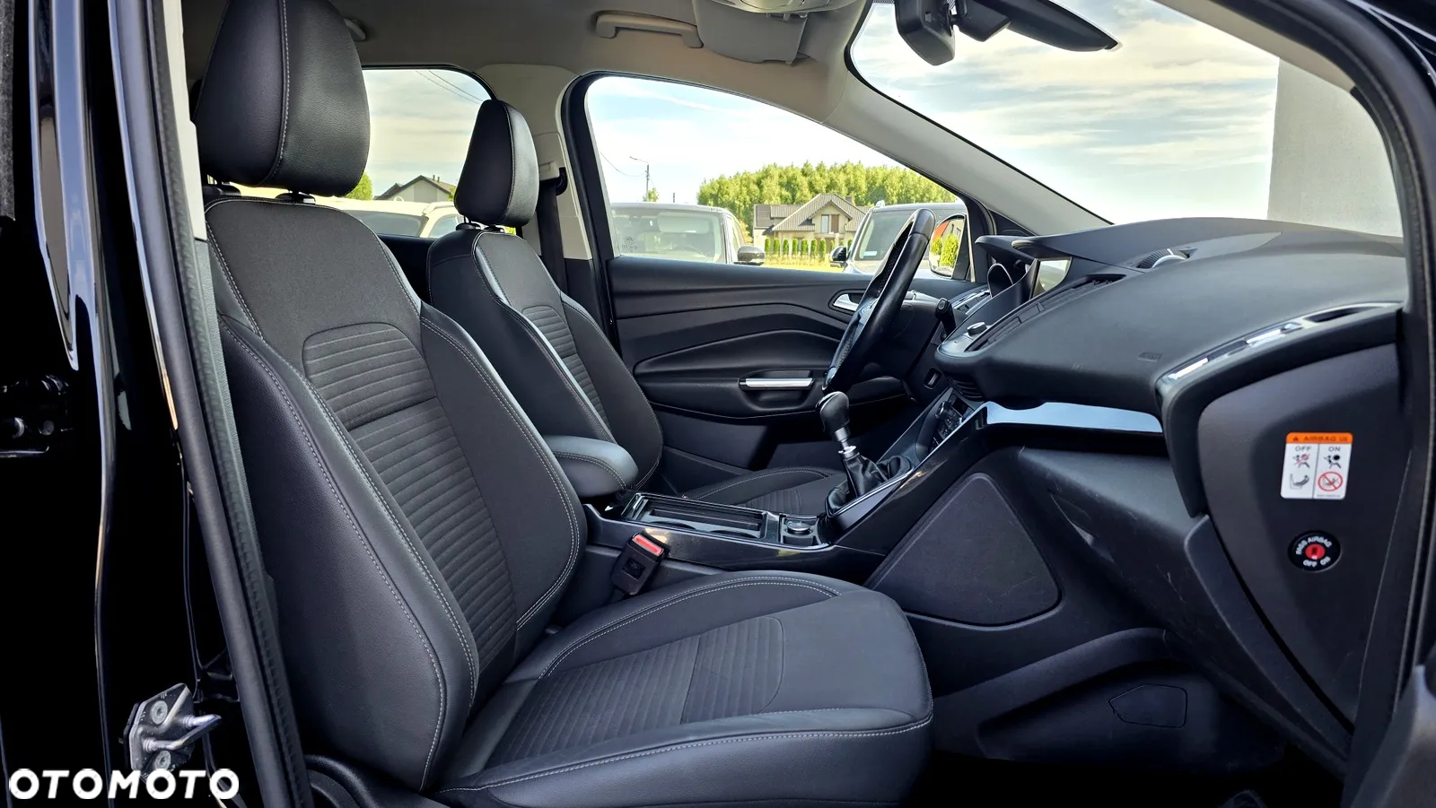 Ford Kuga 2.0 TDCi FWD Titanium - 26