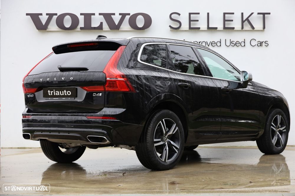 Volvo XC 60 2.0 D4 R-Design Geartronic - 27