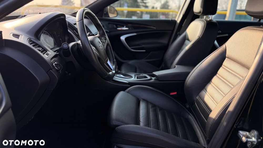 Opel Insignia 2.0 T Cosmo - 19