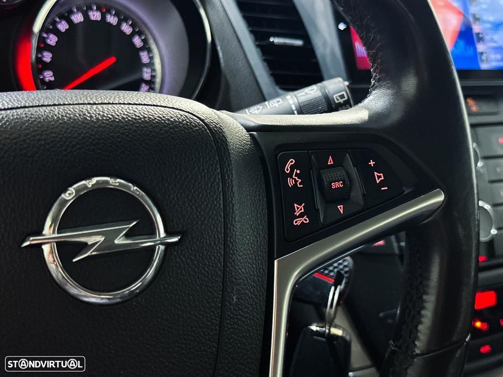 Opel Insignia - 40