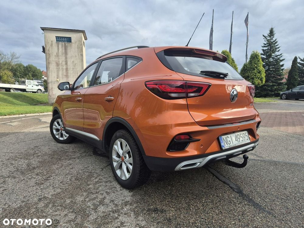 MG ZS - 7