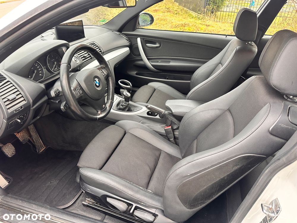 BMW Seria 1 120d DPF - 36