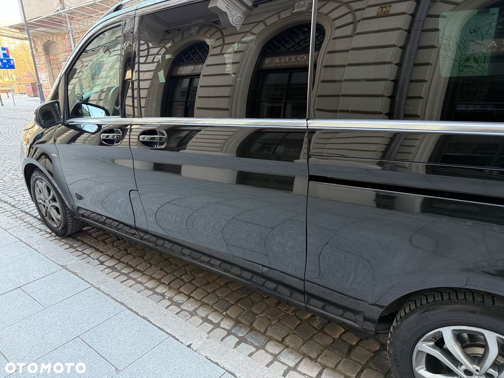 Mercedes-Benz Klasa V 220 CDI extralang 7G-TRONIC Avantgarde Edition - 7