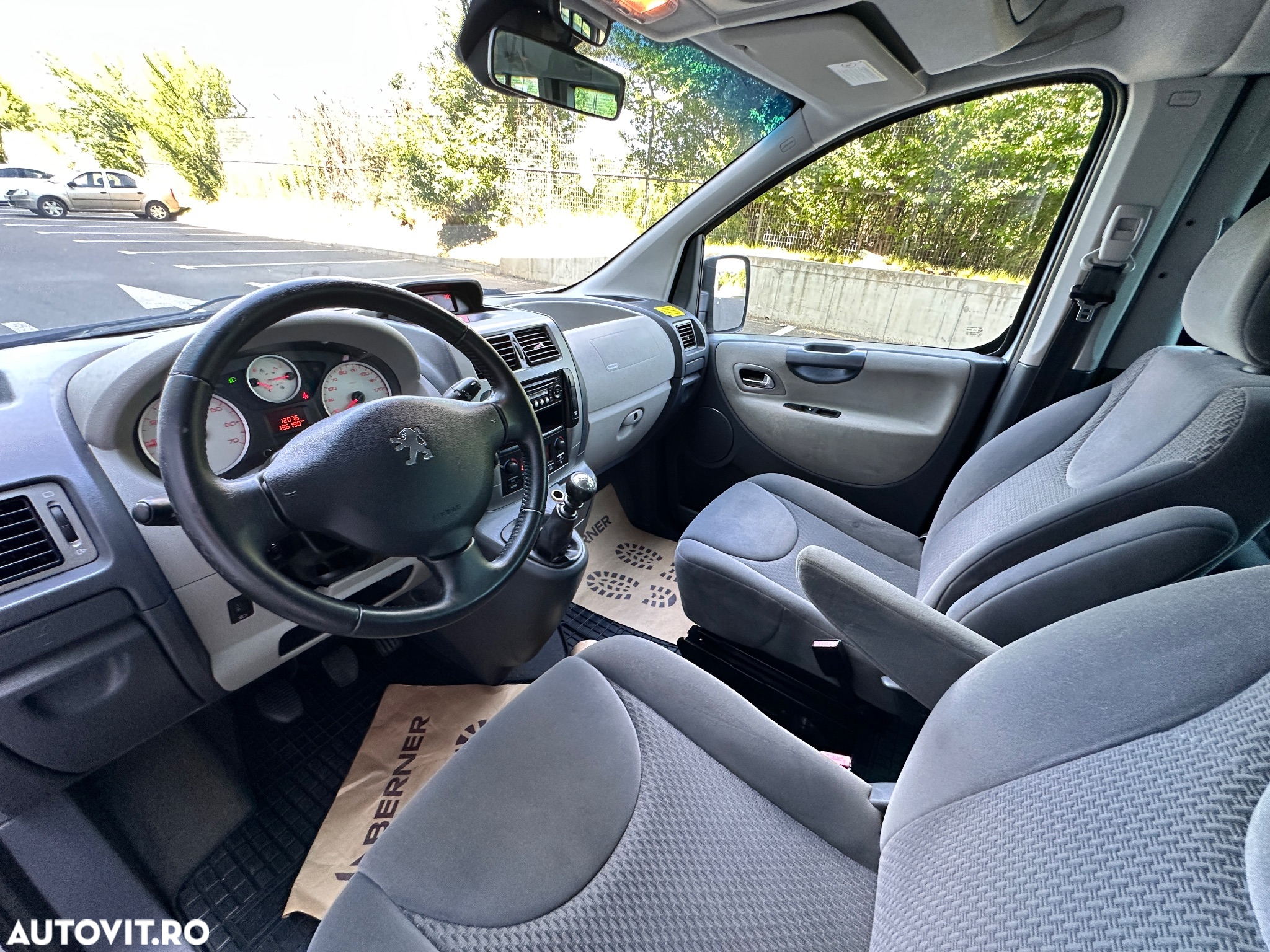 Peugeot Expert - 18