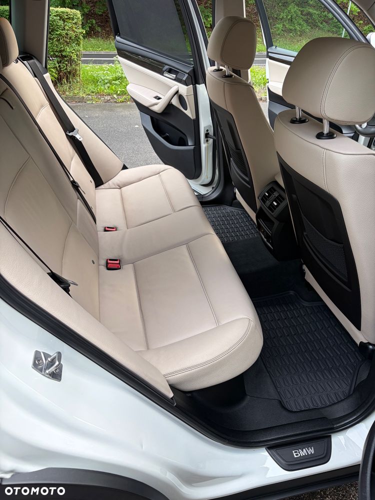 BMW X3 28i xDrive - 10