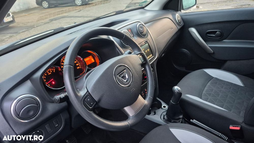 Dacia Sandero Stepway TCe 90 Prestige - 18