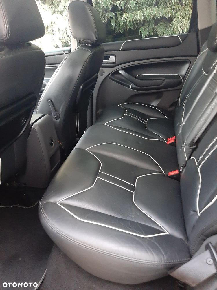 Ford Kuga 2.0 TDCi Individual - 33