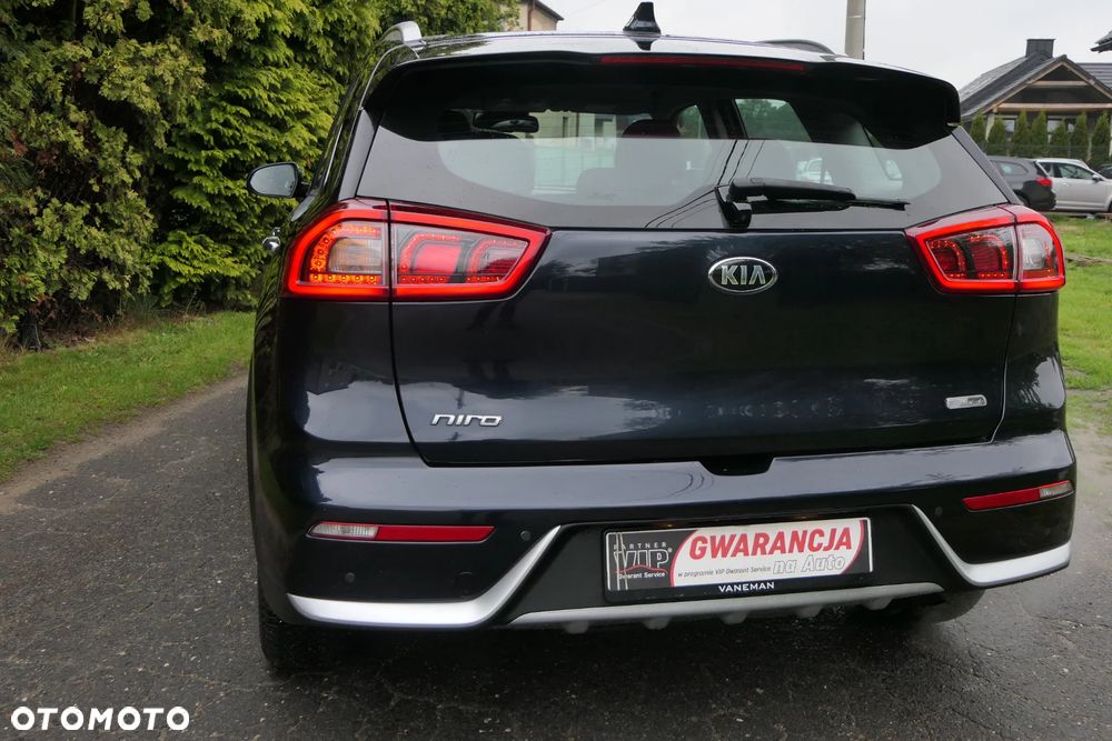 Kia Niro 1.6 GDI HEV 2WD OPF Edition 7 - 11