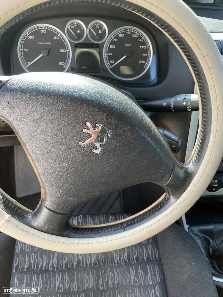 Peugeot 307 1.6 HDi Premium - 15
