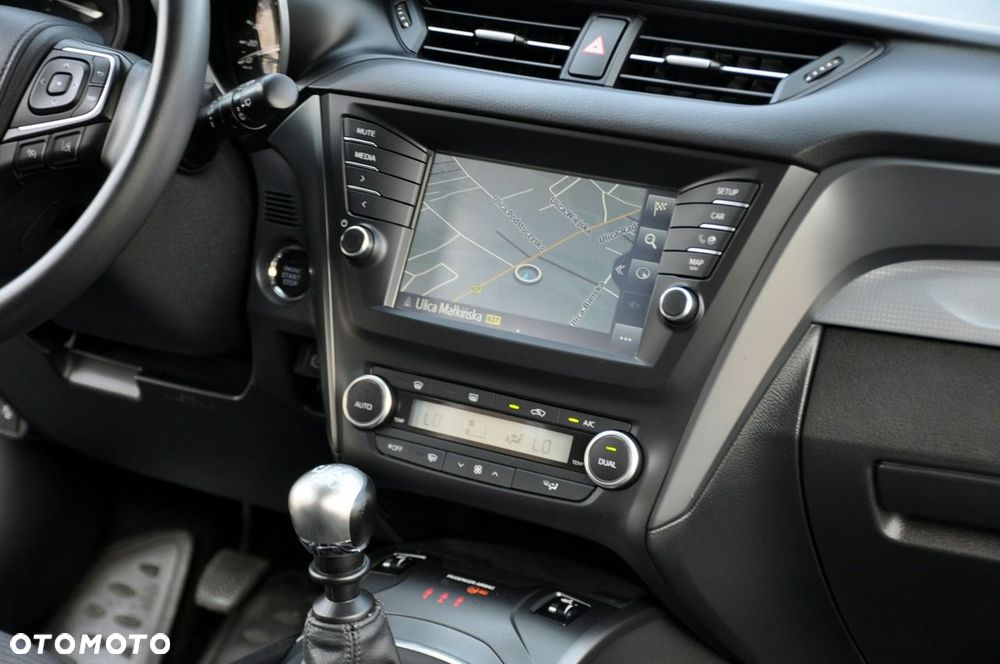 Toyota Avensis - 26