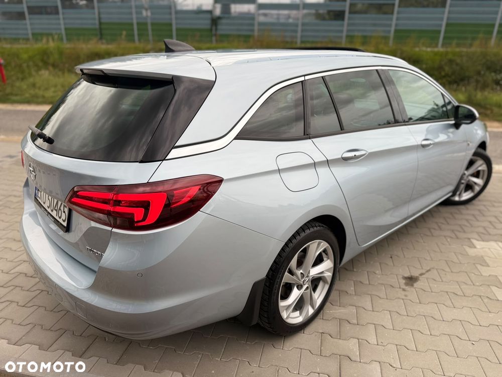 Opel Astra 1.4 Turbo Start/Stop Business - 11