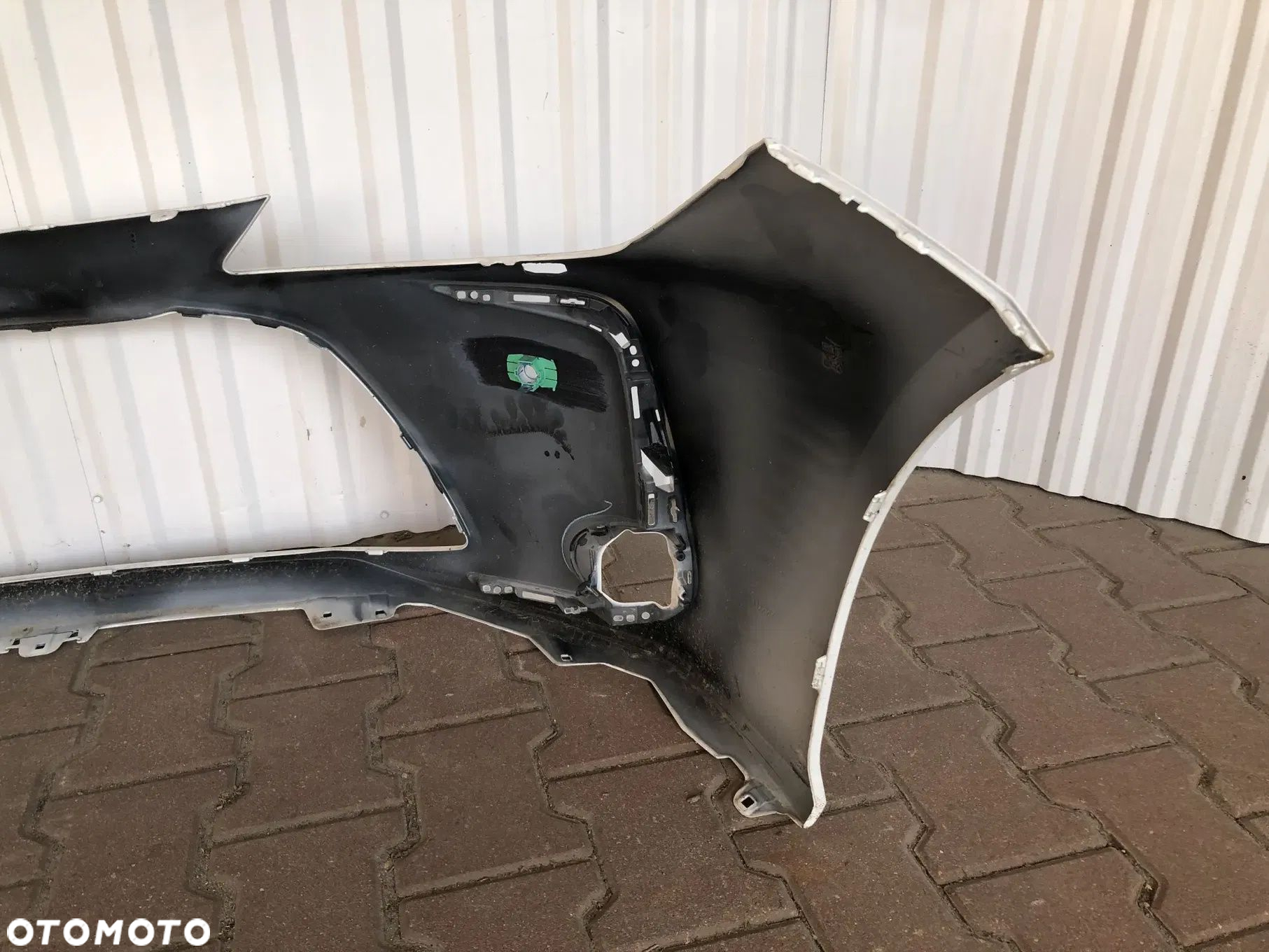 TOYOTA COROLLA E21 SEDAN 19- zderzak przód przedni BARDZO ŁADNY - 12
