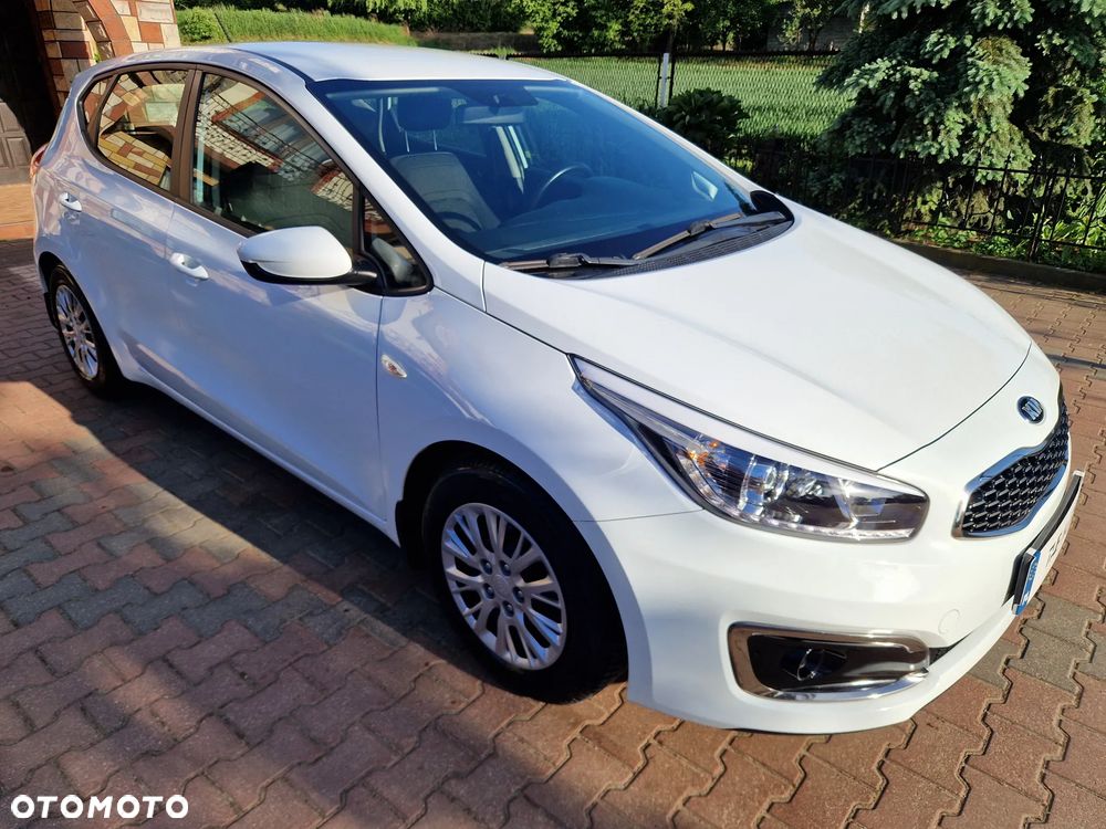Kia Ceed 1.4 S - 40