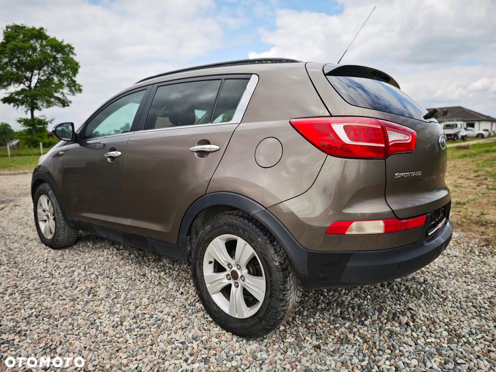 Kia Sportage 2.0 CRDI XL - 9