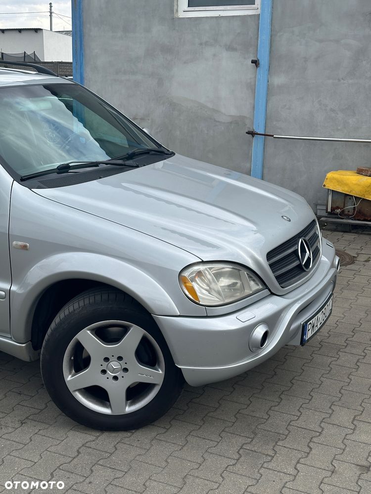 Mercedes-Benz ML 55 AMG - 13