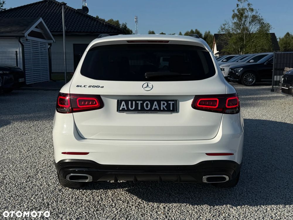 Mercedes-Benz GLC 200 d 4Matic 9G-TRONIC AMG Line - 12