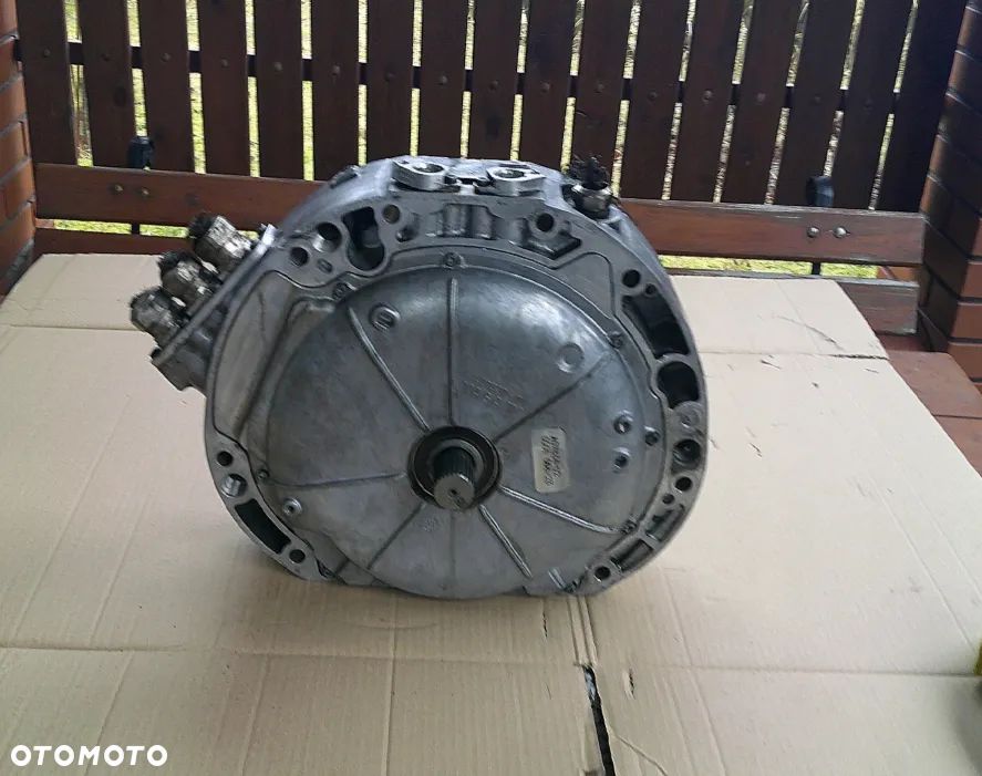 Silnik elektryczny napęd Hybrid YASA Ferrari GTB 296 3.0 V - 3