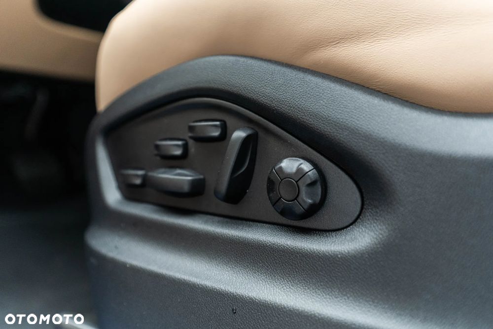 Porsche Cayenne E-Hybrid PHEV Black Edition - 27