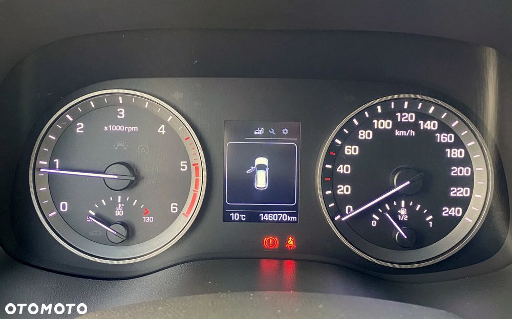 Hyundai Tucson blue 1.7 CRDi 2WD Style - 32