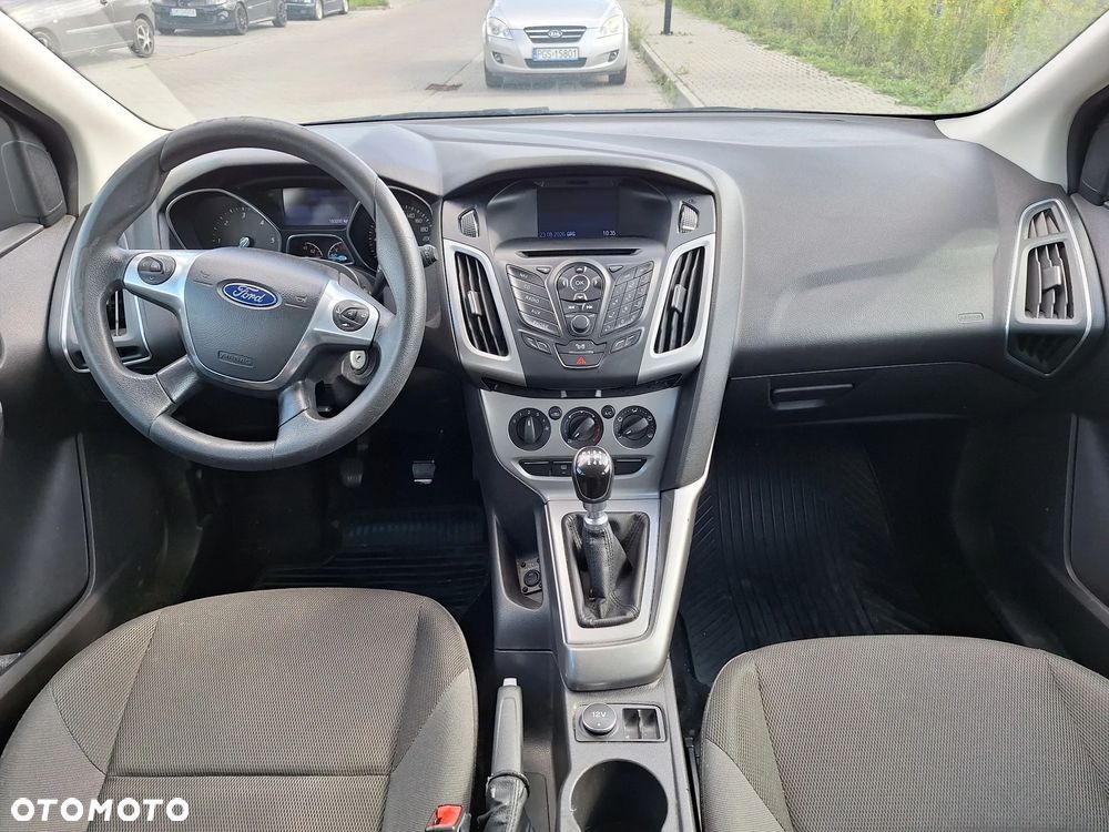 Ford Focus - 16