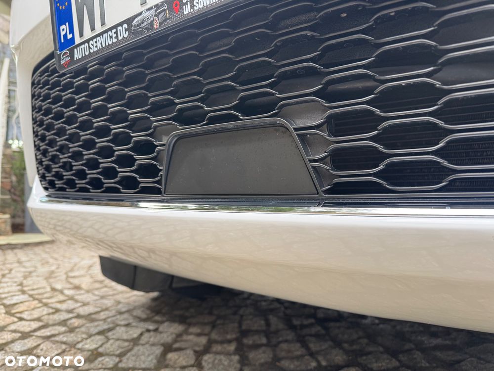 Jeep Grand Cherokee - 17