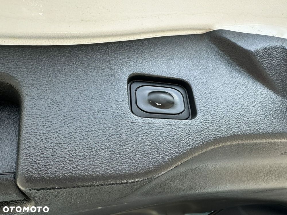 Ford Mondeo SW 2.0 EcoBlue Titanium - 33