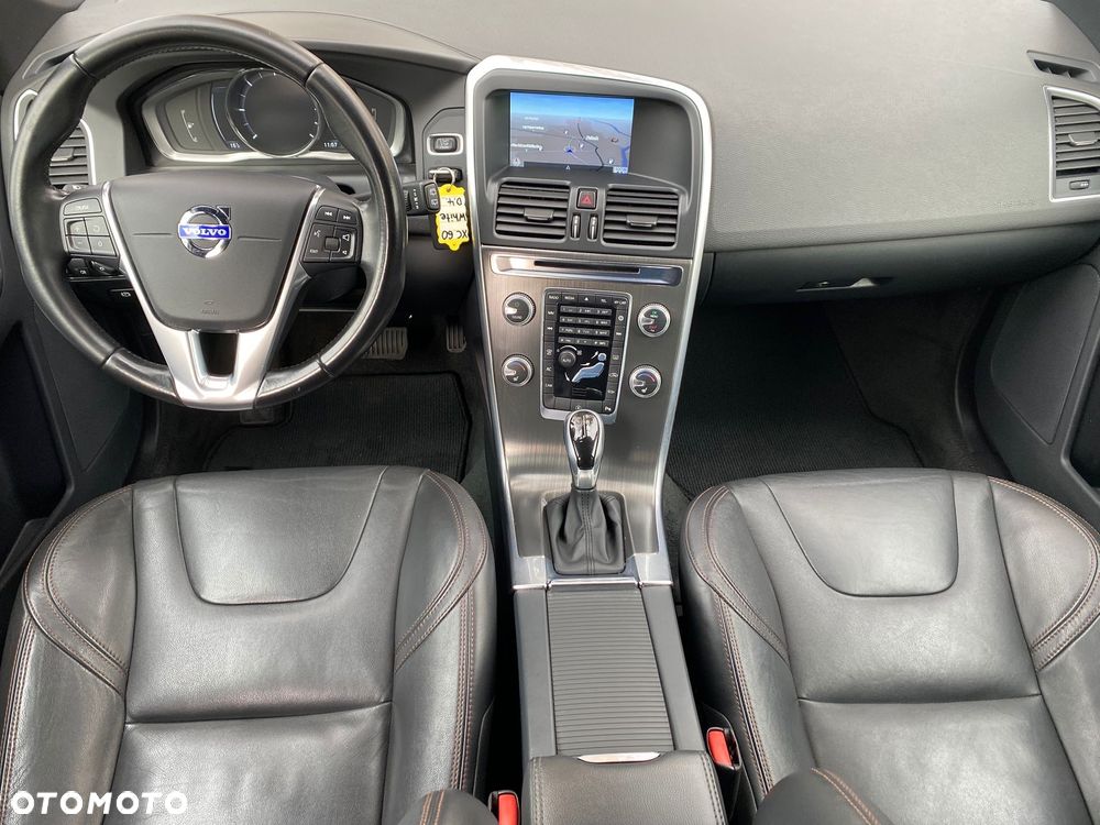 Volvo XC 60 D4 Drive-E Ocean Race - 18