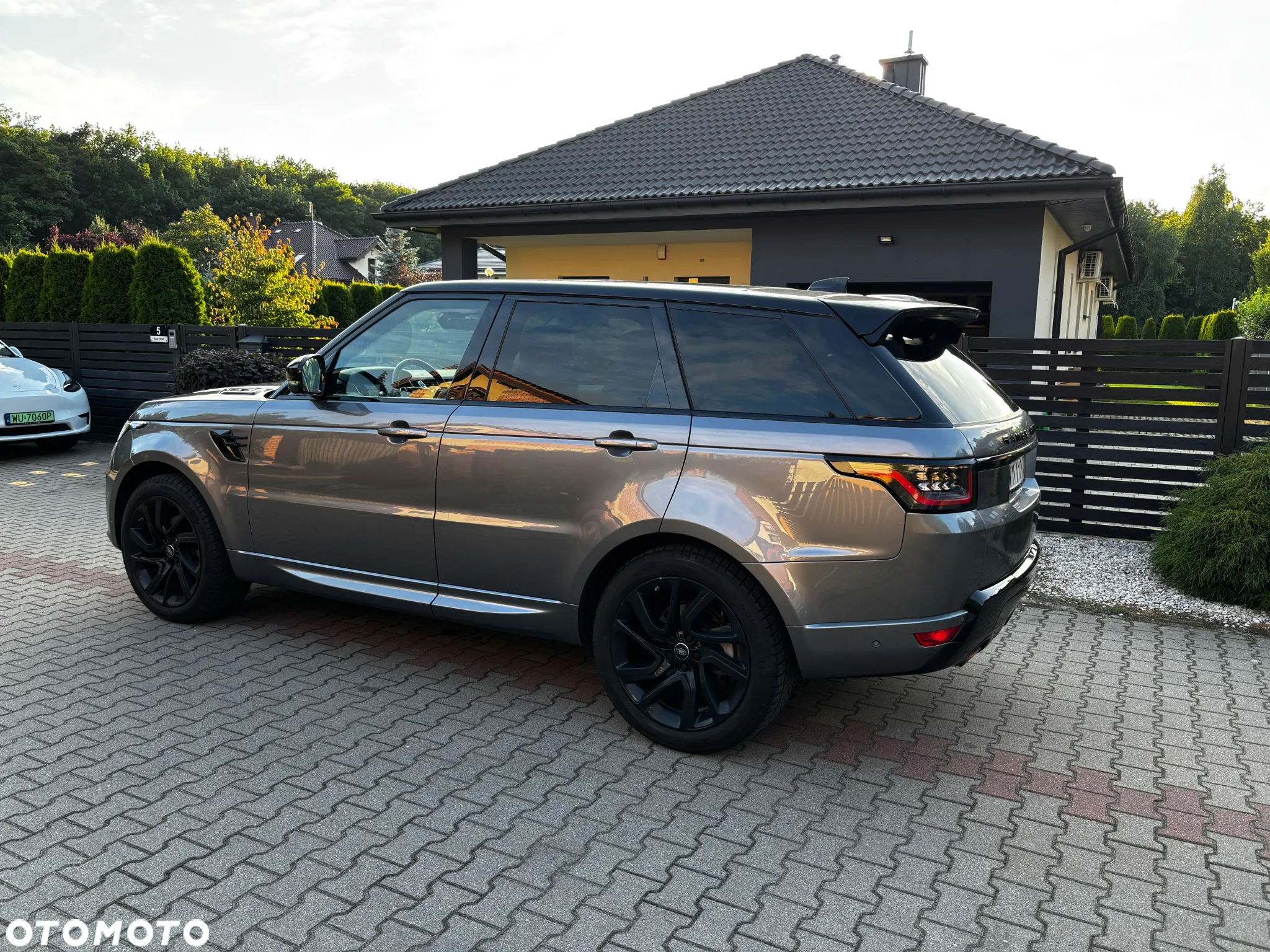 Land Rover Range Rover Sport S 2.0Si4 HSE - 11