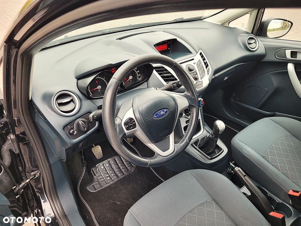 Ford Fiesta 1.25 Trend EU5 - 16