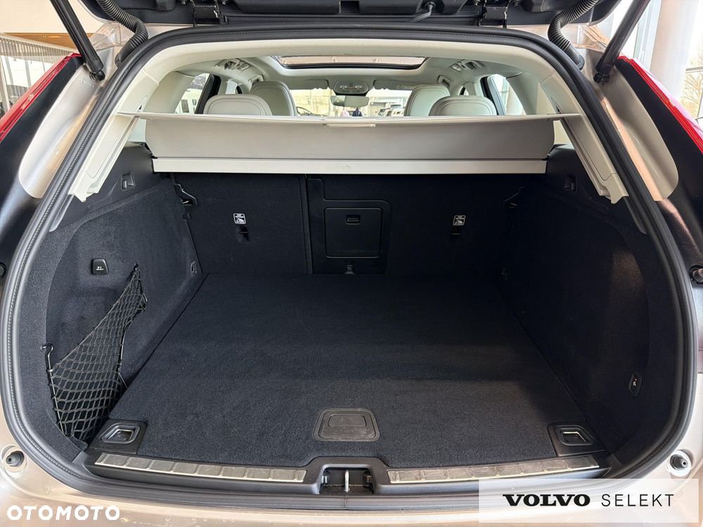 Volvo XC 60 - 31
