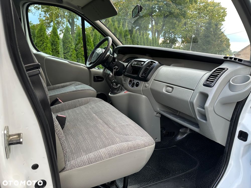 Renault Trafic - 15