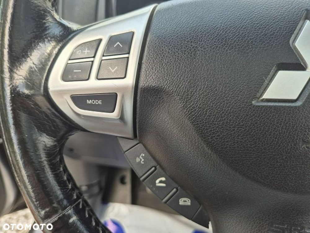 Mitsubishi ASX - 20