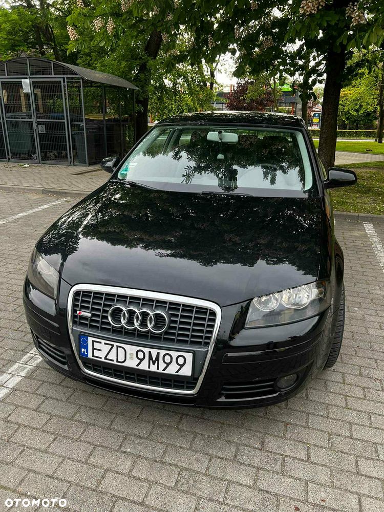 Audi A3 3-drzwiowe 1.8 TFSI Ambiente - 1