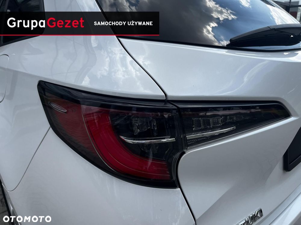 Suzuki Swace 1.8 Hybrid Premium Plus CVT - 22