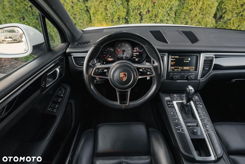 Porsche Macan S - 11